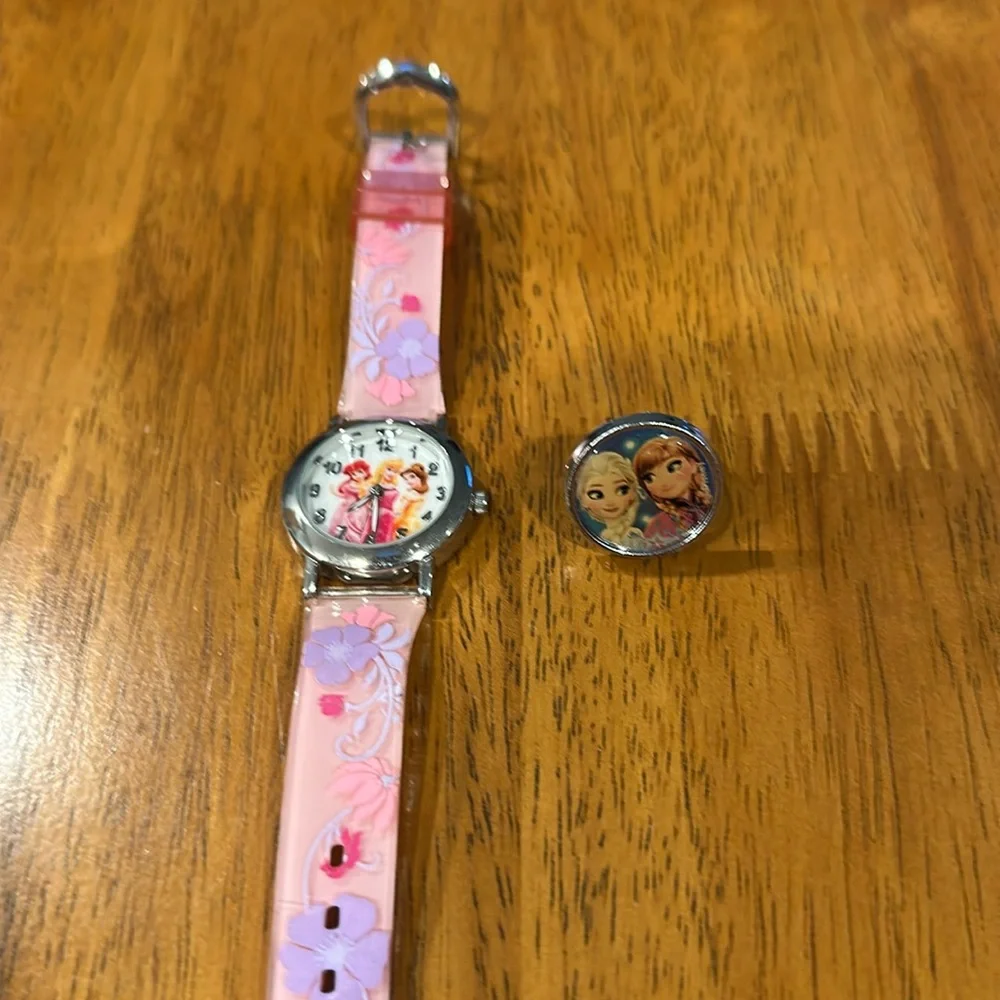 Disney watch WORKS princess bundle. Frozen ring with Anna and Elsa.